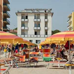 Cosmopolita ** Rimini