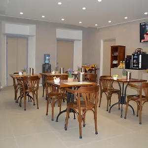 Il Loggiato Dei Serviti 3* Комо